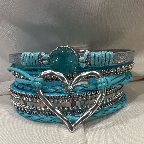 Bohemian Rhinestone Multilayer Love Heart Champagne Teal Stone Bracelet NEW 💙 - Picture 1 of 7